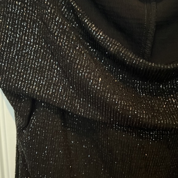 Ronni Nicole Top - Picture 3 of 3